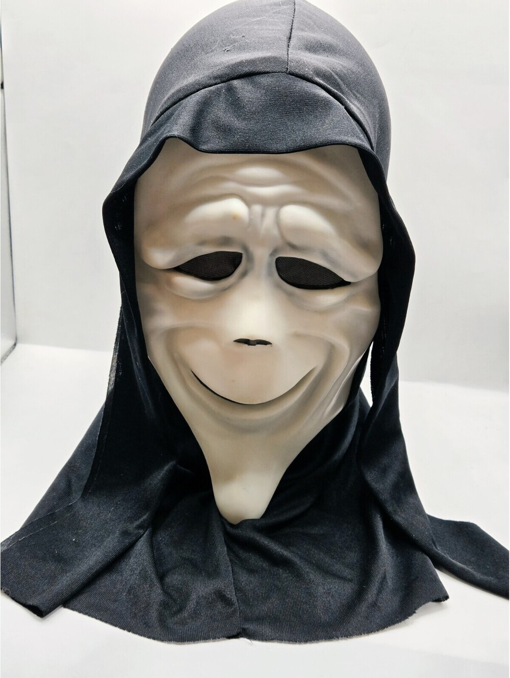 Vintage Easter Unlimited Scream Ghost Face Mask Shroud Smile Stoned Mask Spoof